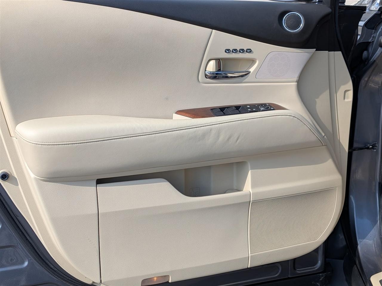 Lexus RX 350 4D SUV AWD 2013