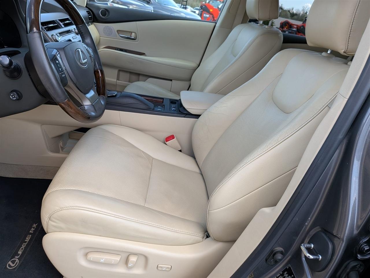 Lexus RX 350 4D SUV AWD 2013