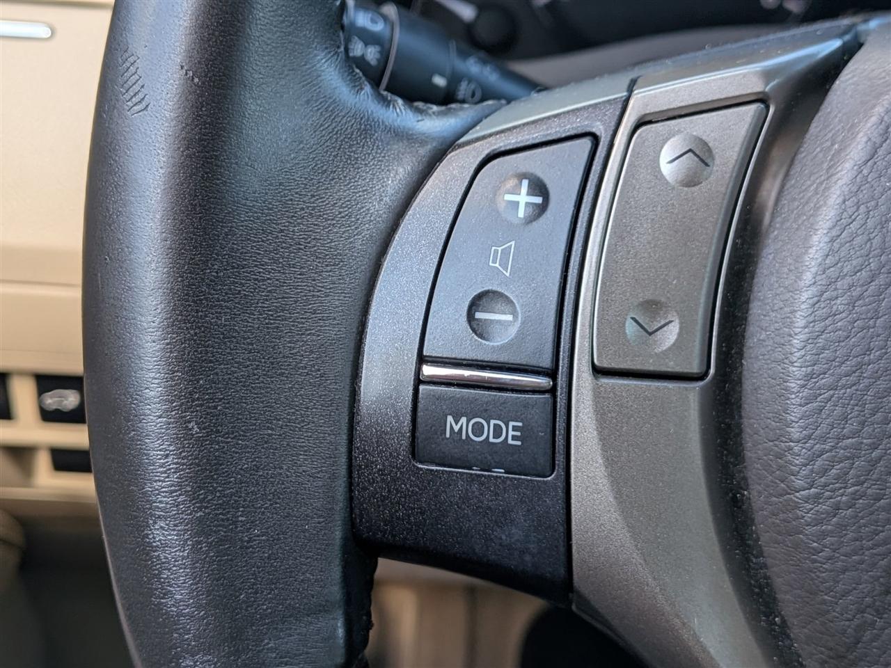 Lexus RX 350 4D SUV AWD 2013