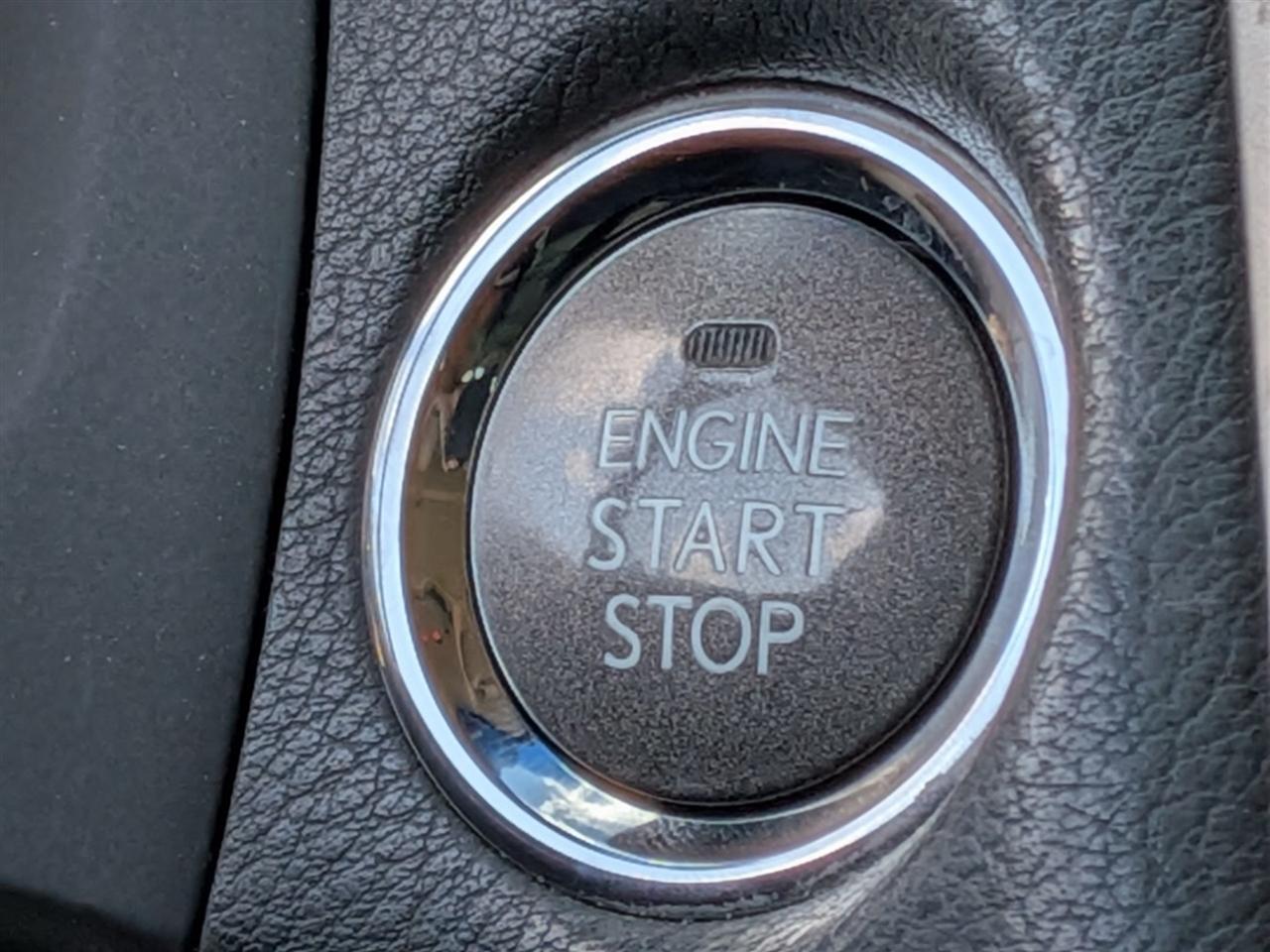 Lexus RX 350 4D SUV AWD 2013