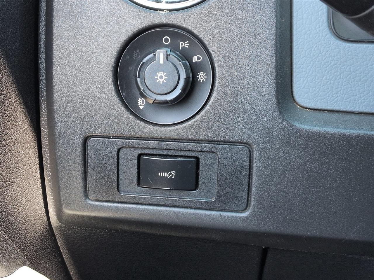 Ford F-150 2WD SuperCrew 145" XLT 2013