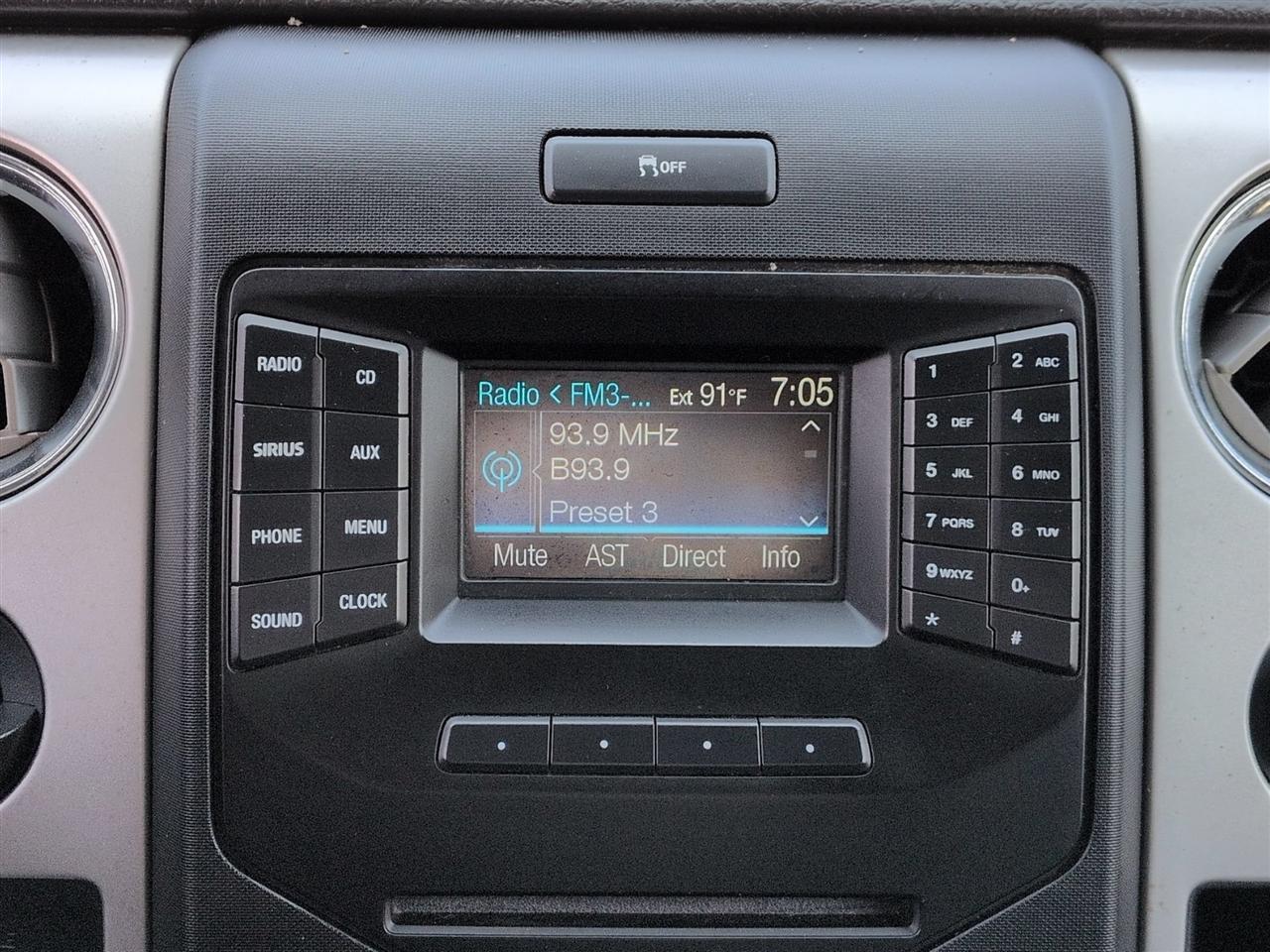 Ford F-150 2WD SuperCrew 145" XLT 2013