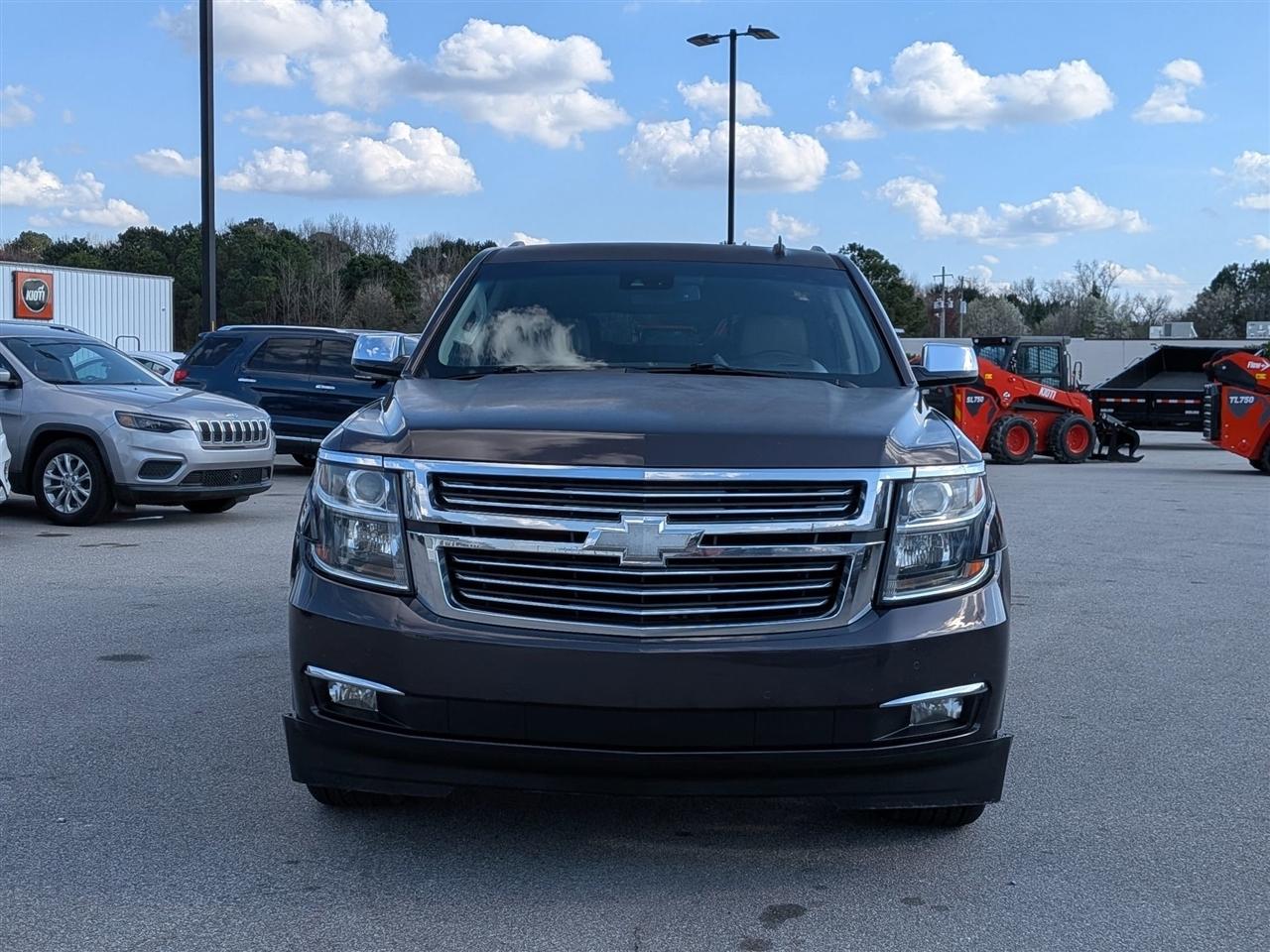 Chevrolet Suburban  2015