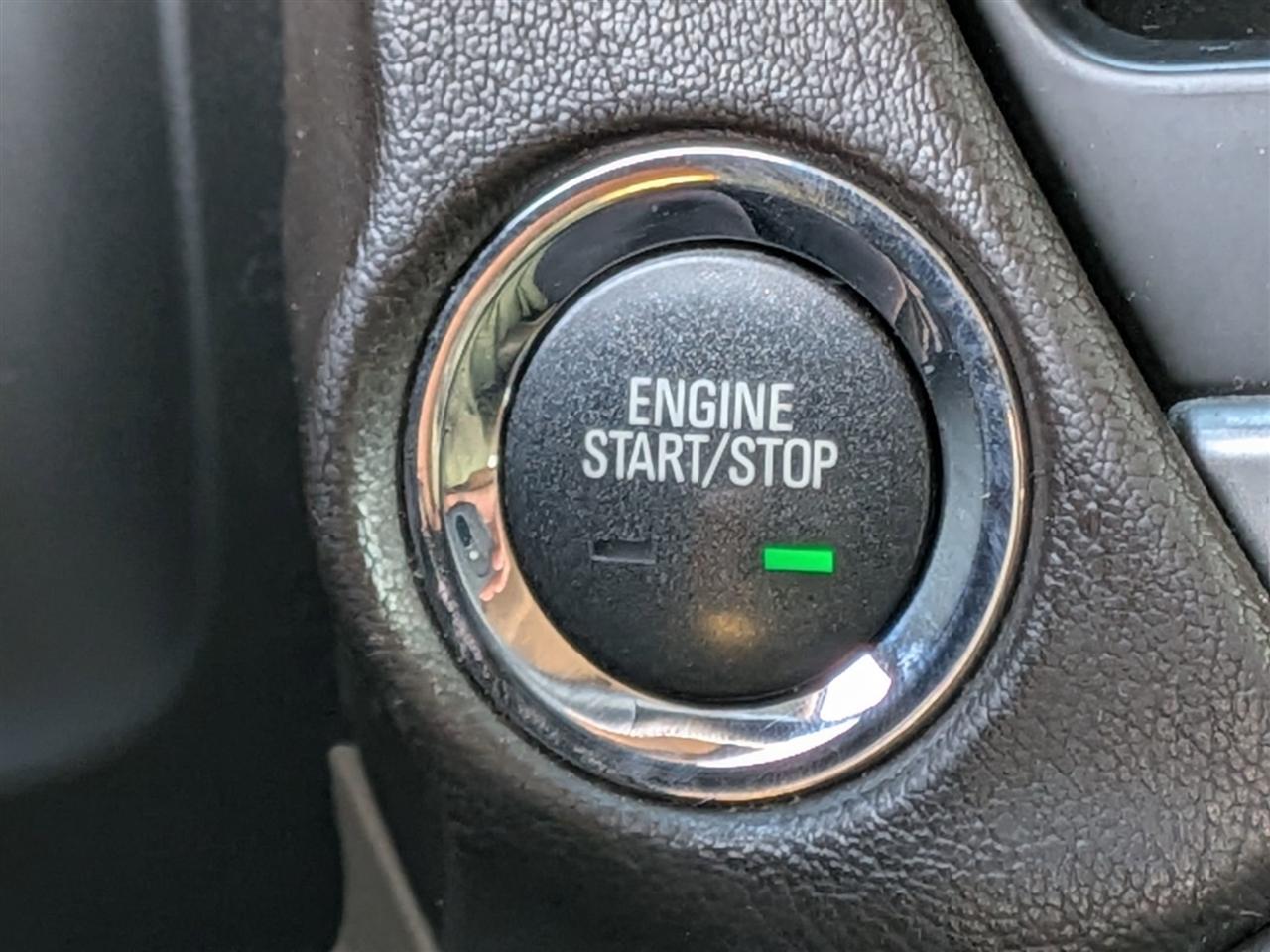 Chevrolet Suburban  2015