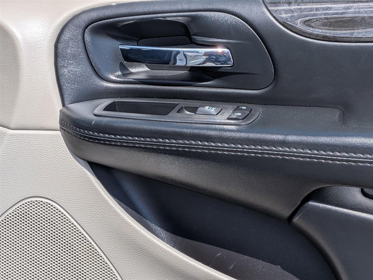 Dodge Grand Caravan  2017