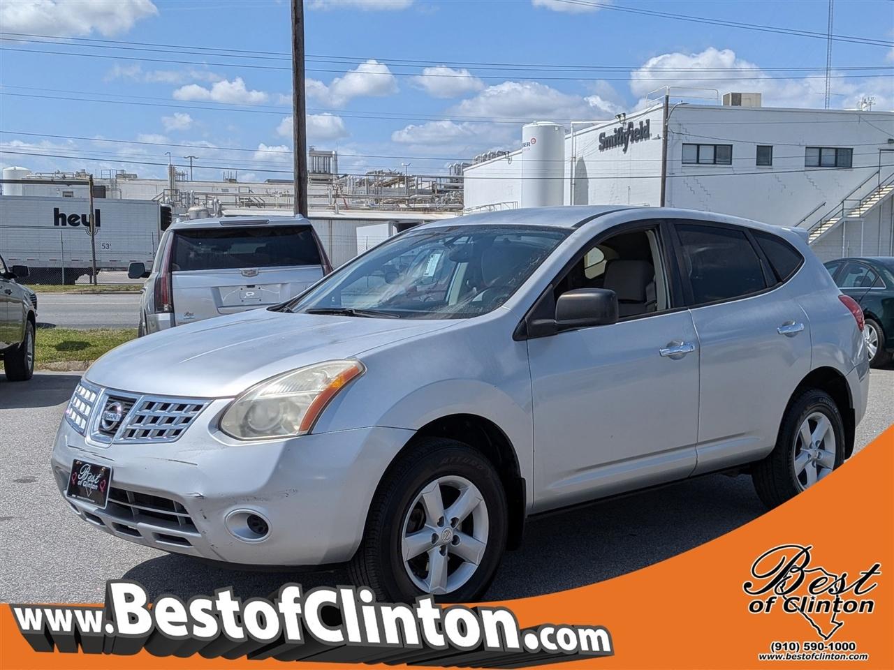 Nissan Rogue  2010