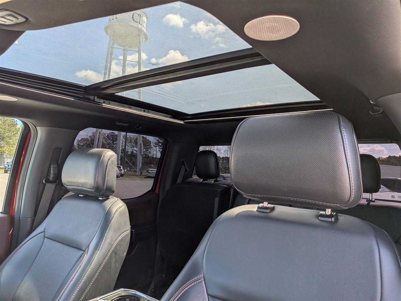 Ford F-150 4WD SuperCrew 157" Lariat 2021