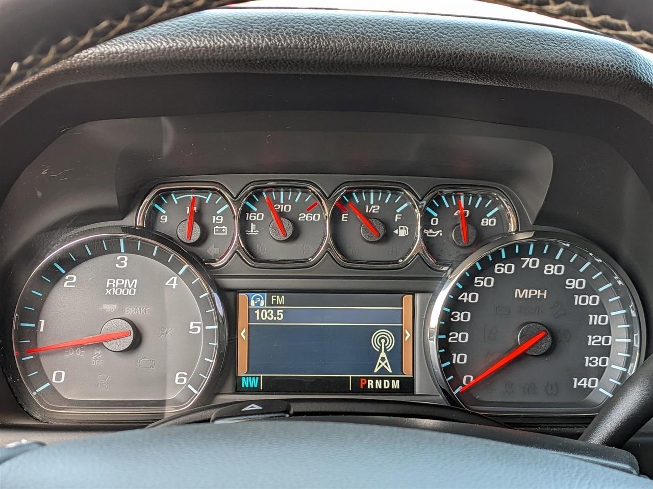 Chevrolet Tahoe  2015