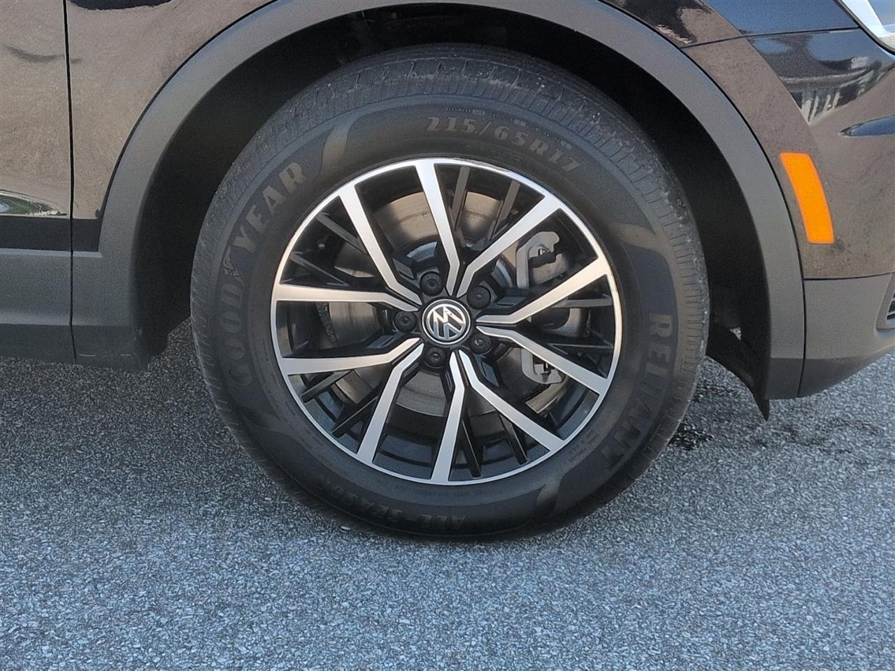 Volkswagen Tiguan  2021