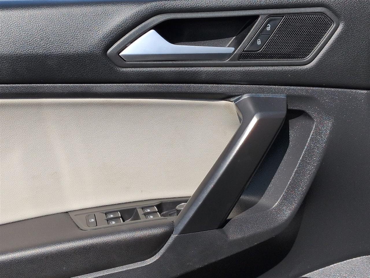 Volkswagen Tiguan  2021