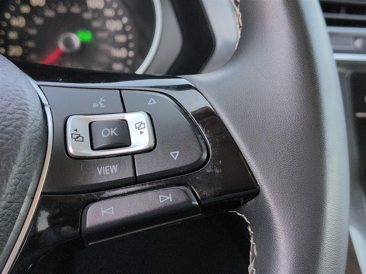 Volkswagen Tiguan  2021