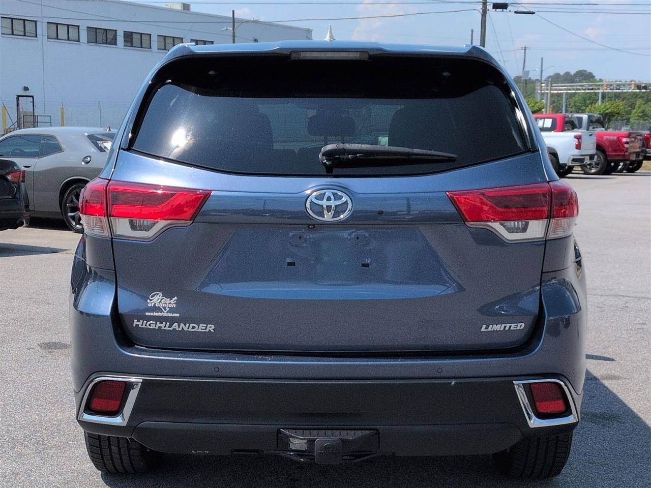 Toyota Highlander 4dr V6 Limited (Natl) 2017