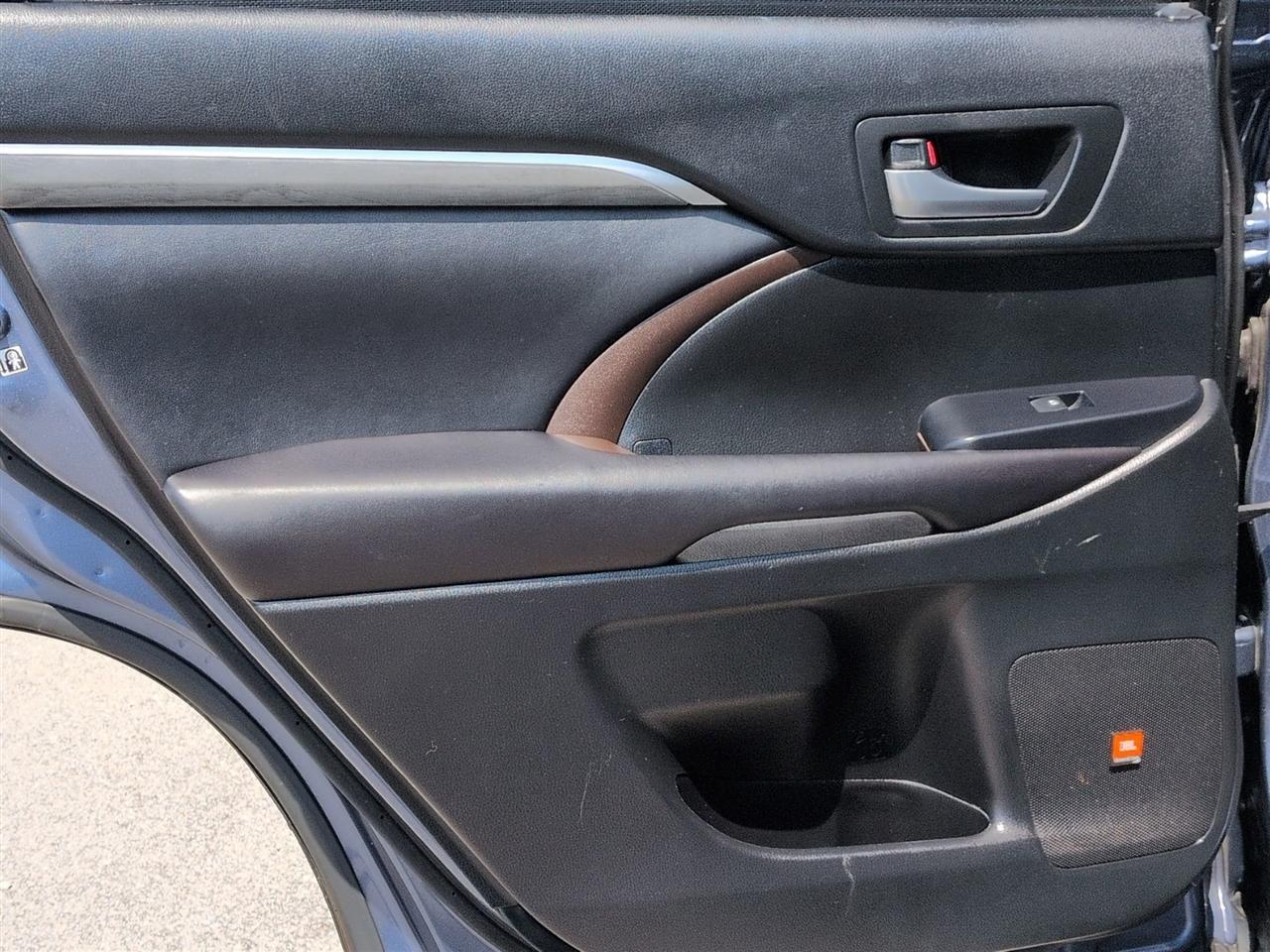 Toyota Highlander 4dr V6 Limited (Natl) 2017