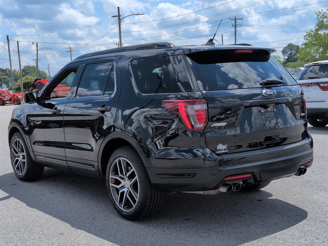 Ford Explorer  2019