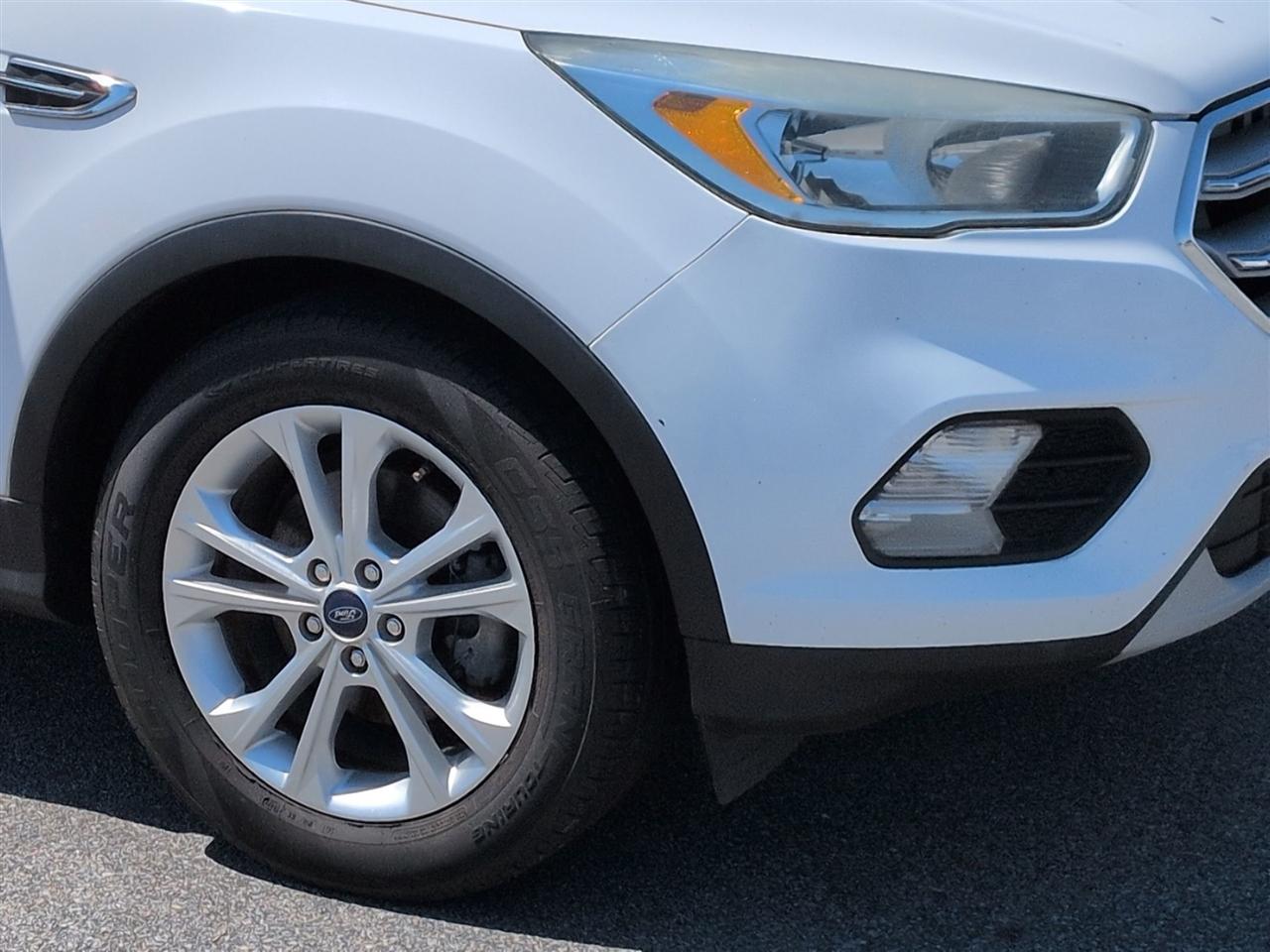 Ford Escape  2017