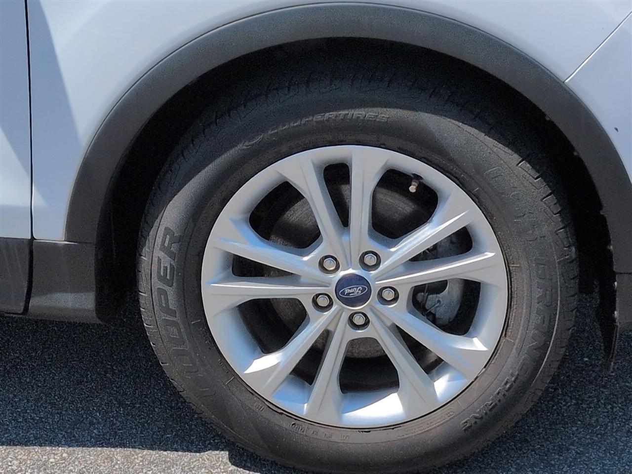 Ford Escape  2017