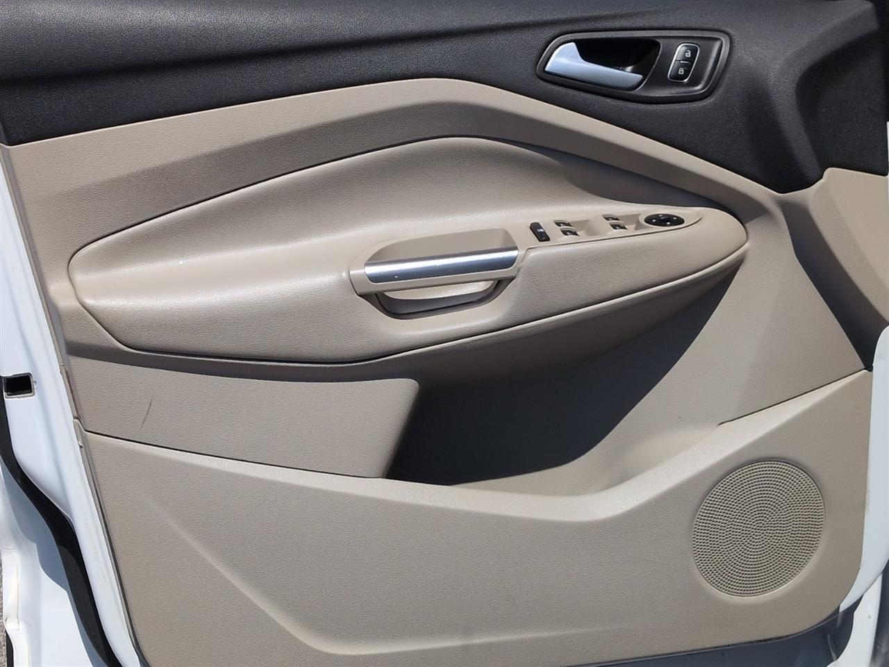 Ford Escape  2017