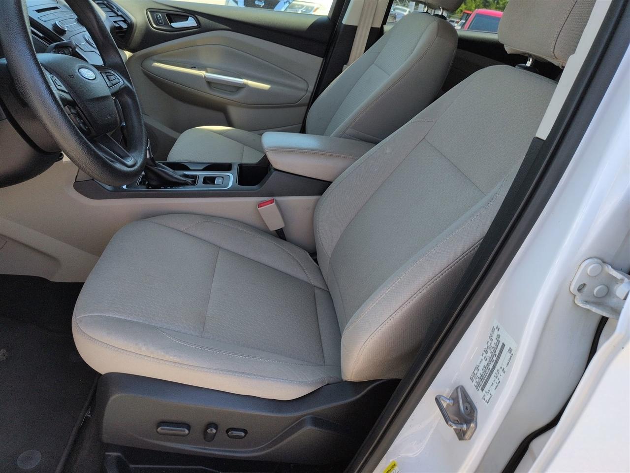 Ford Escape  2017
