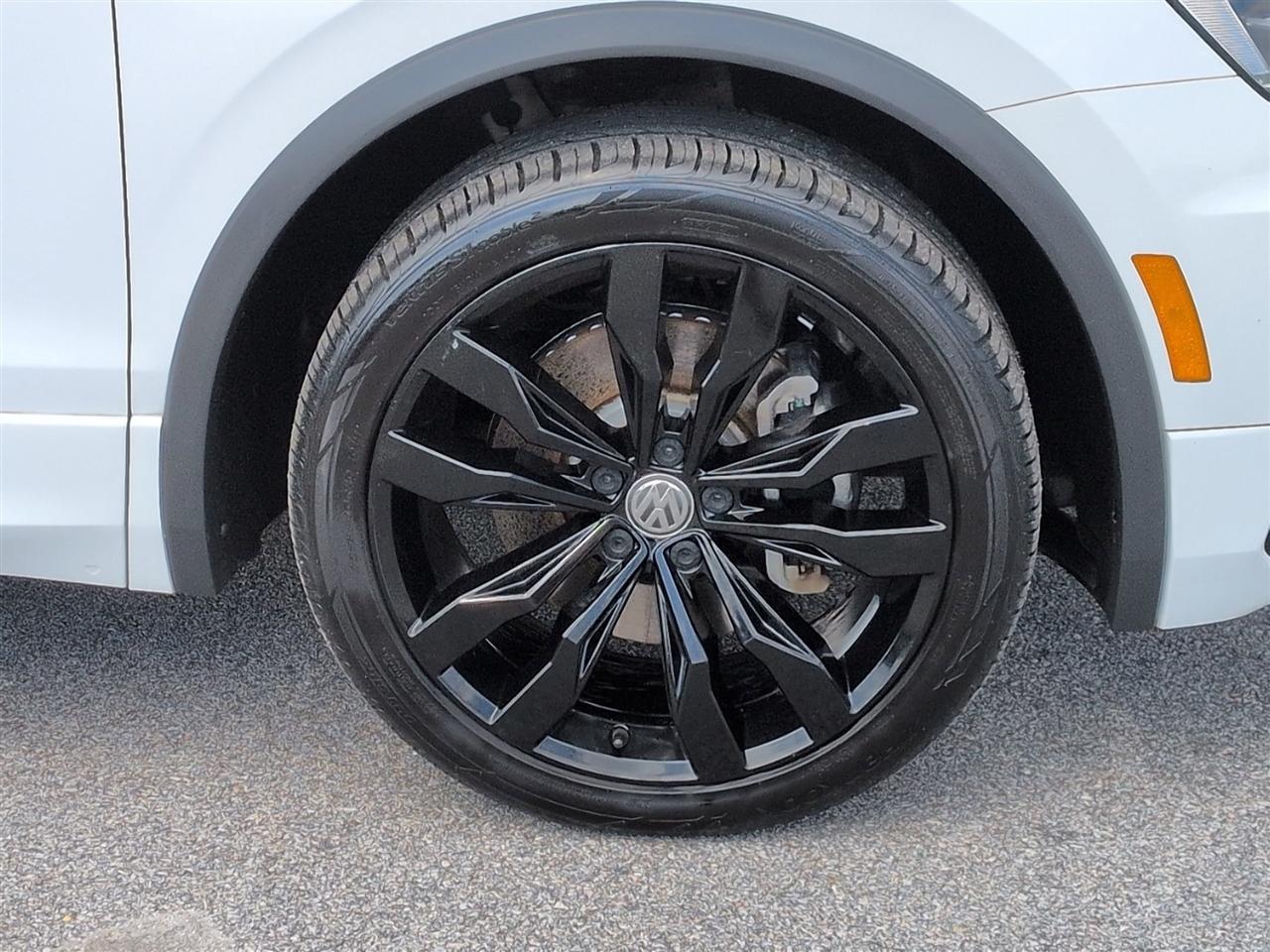 Volkswagen Tiguan  2021