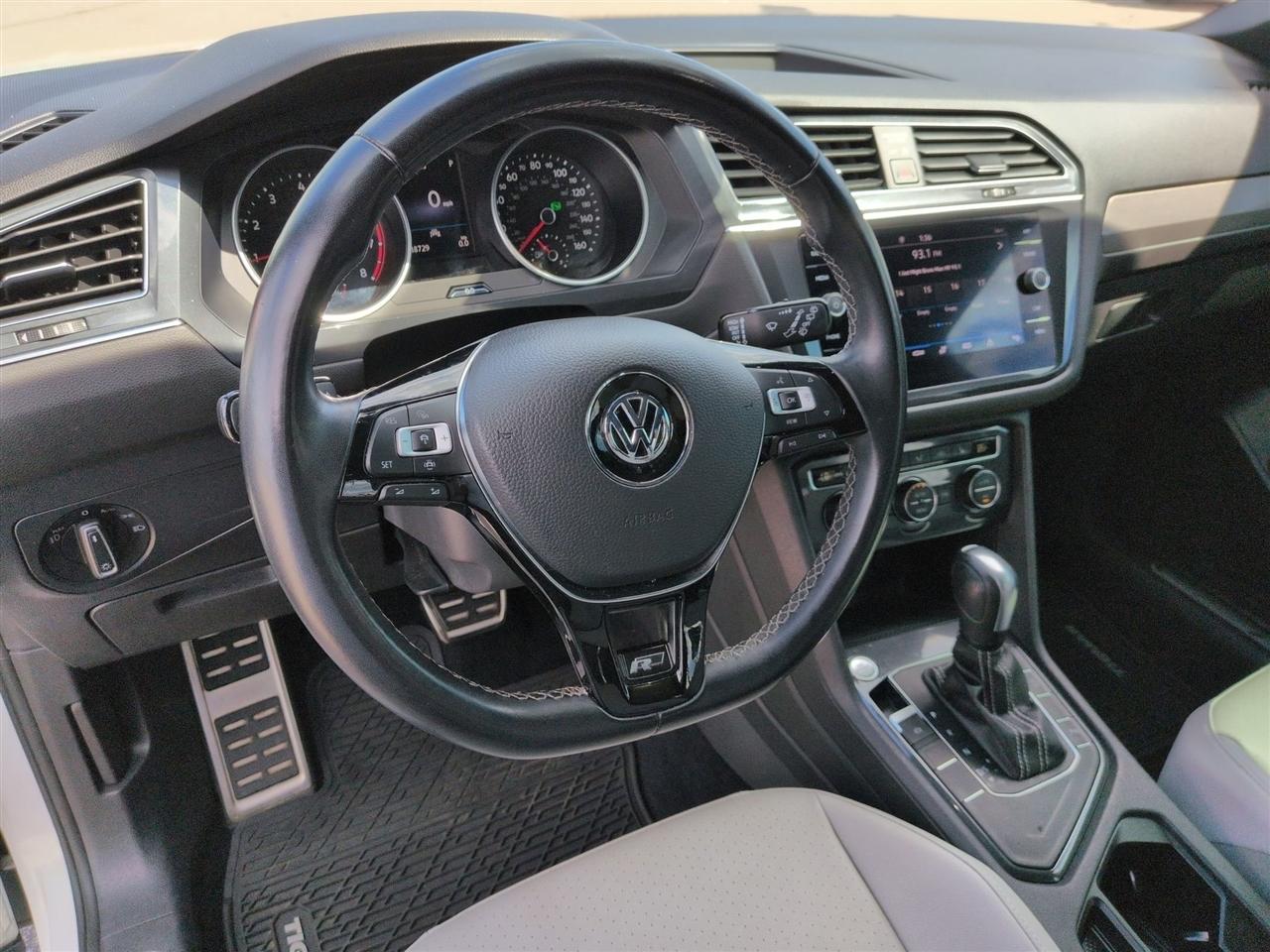 Volkswagen Tiguan  2021