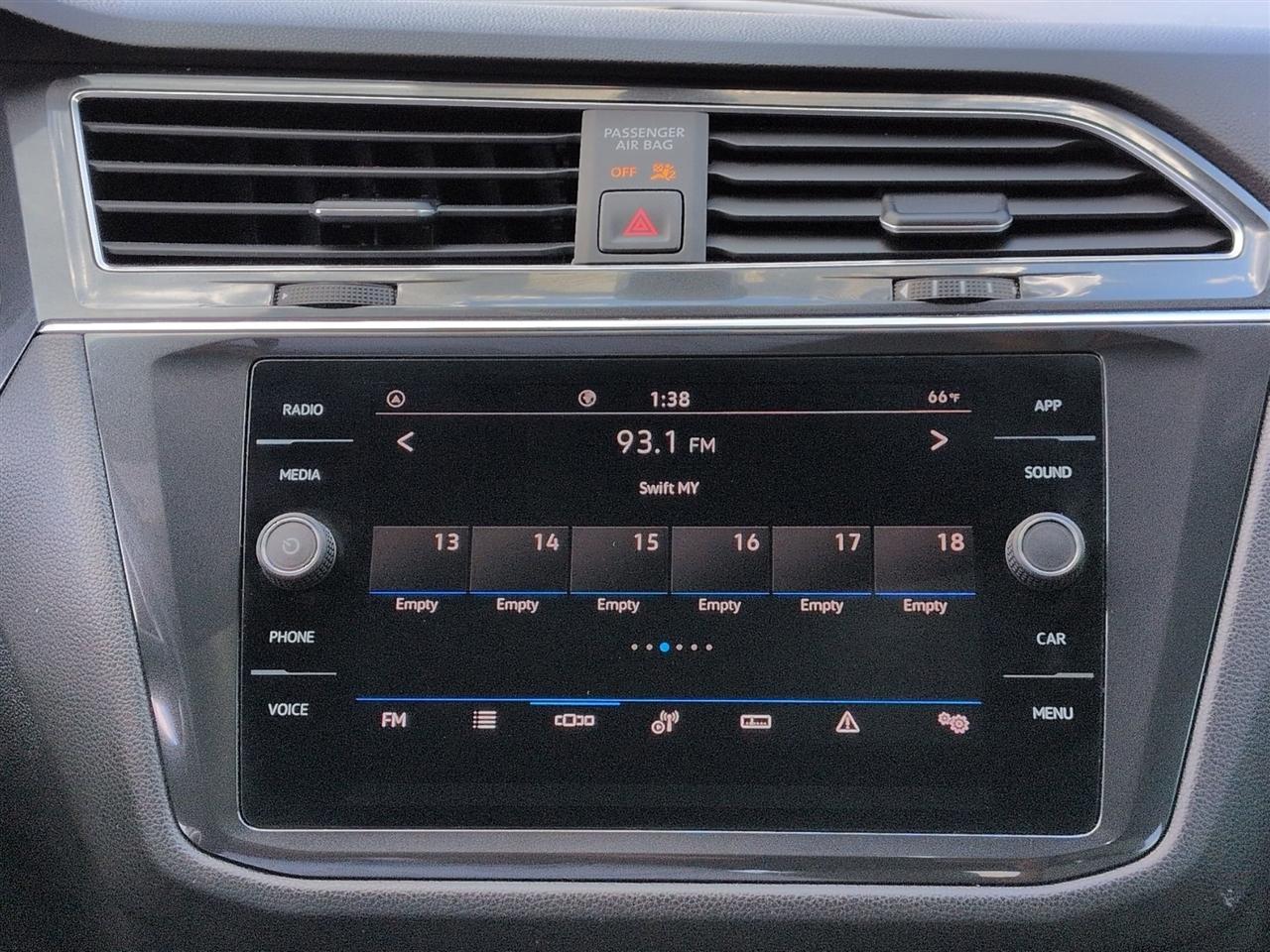 Volkswagen Tiguan  2021