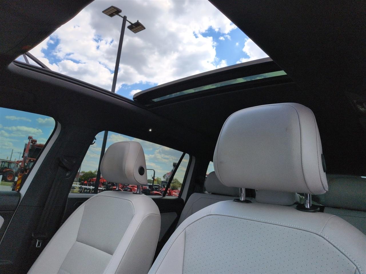 Volkswagen Tiguan  2021