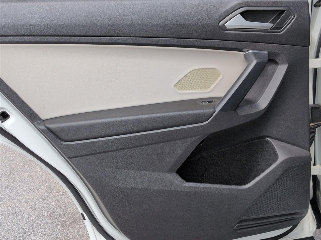 Volkswagen Tiguan  2021
