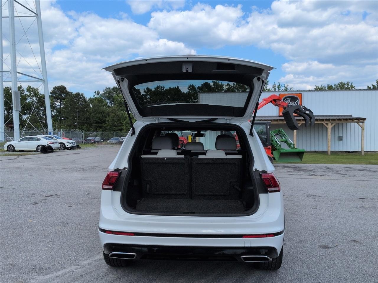Volkswagen Tiguan  2021