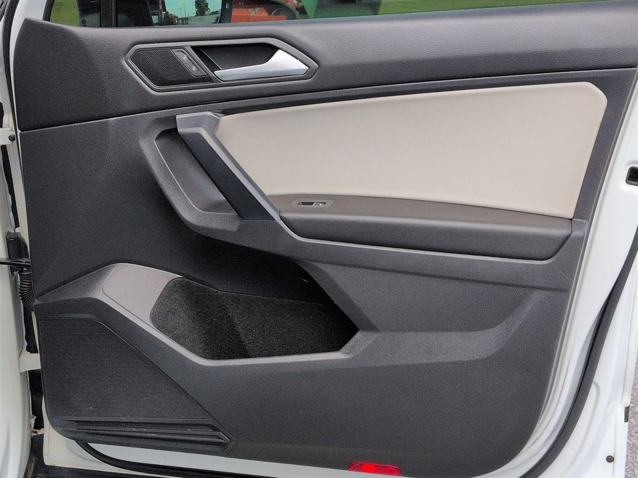 Volkswagen Tiguan  2021