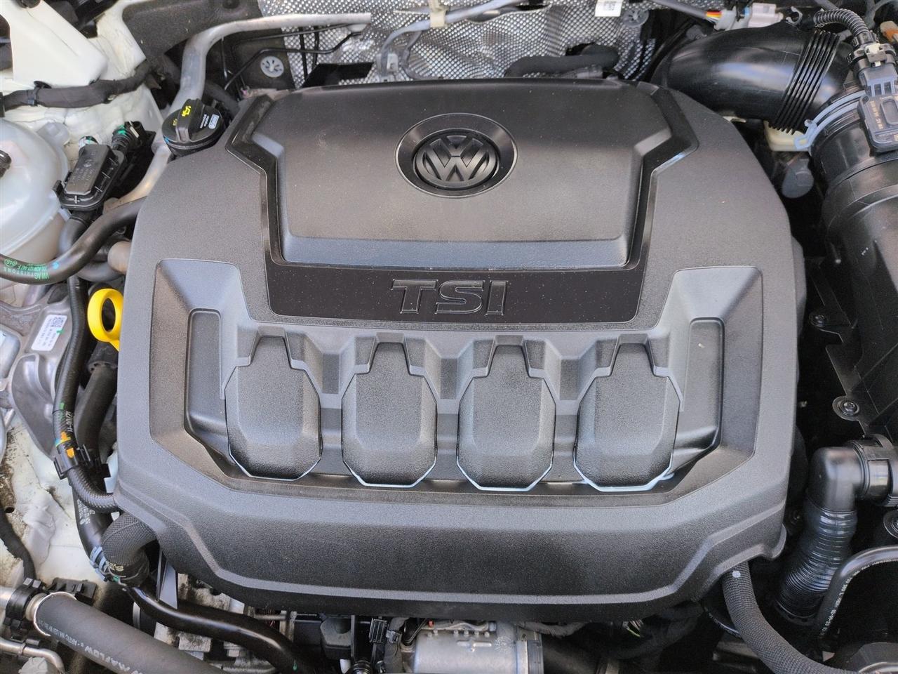 Volkswagen Tiguan  2021