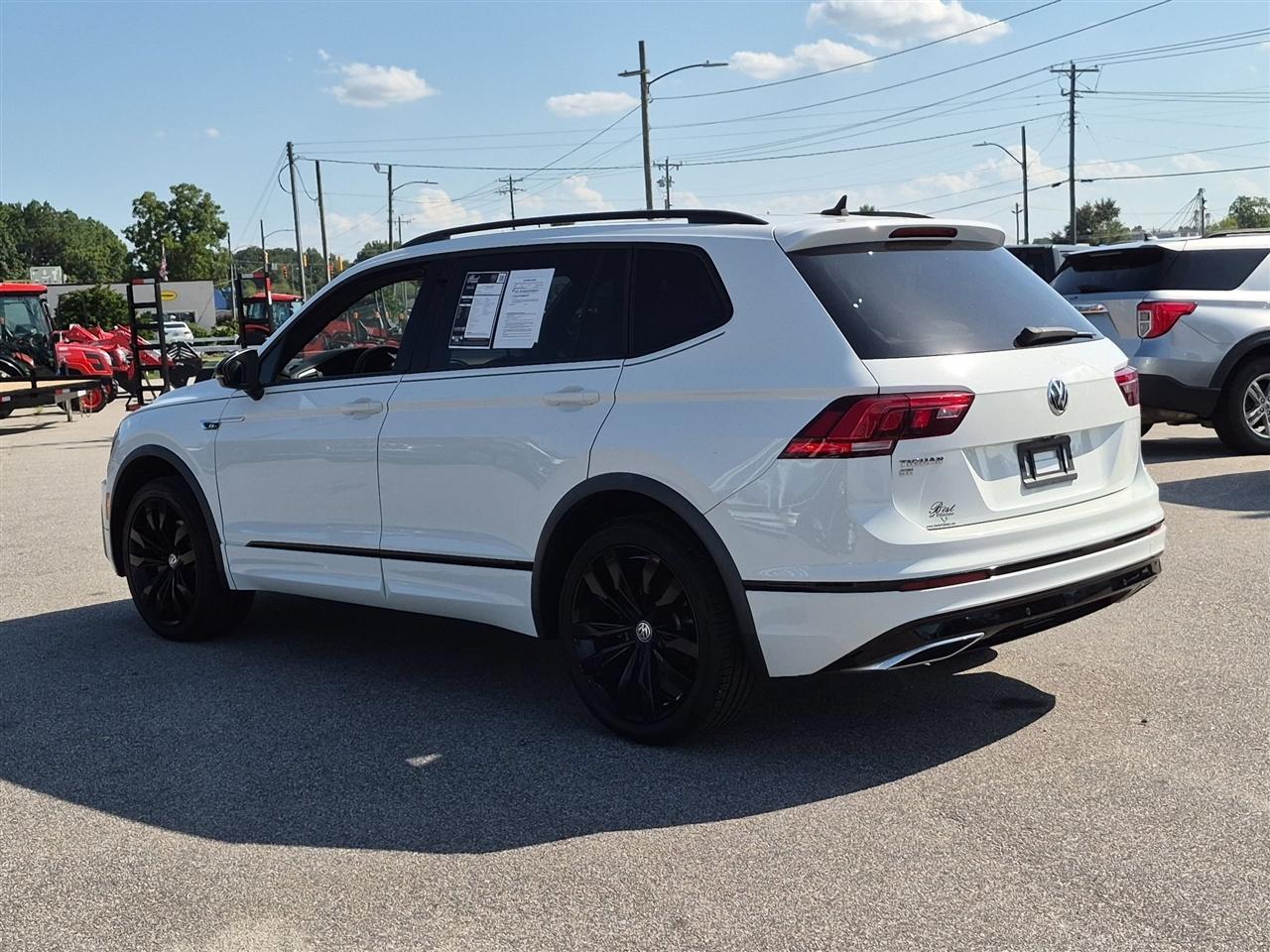Volkswagen Tiguan 2.0T SE R-Line Black FWD 2021