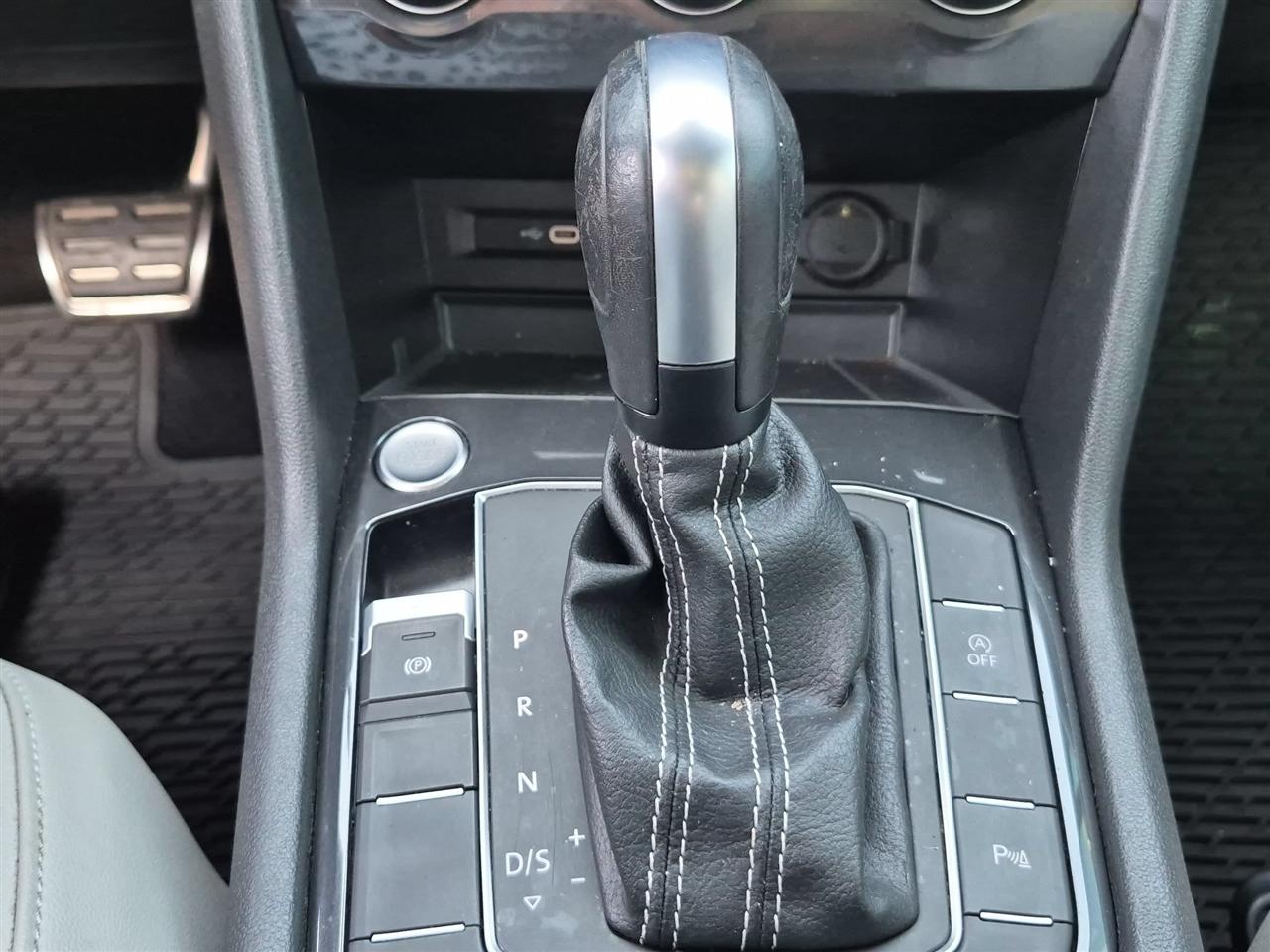Volkswagen Tiguan 2.0T SE R-Line Black FWD 2021