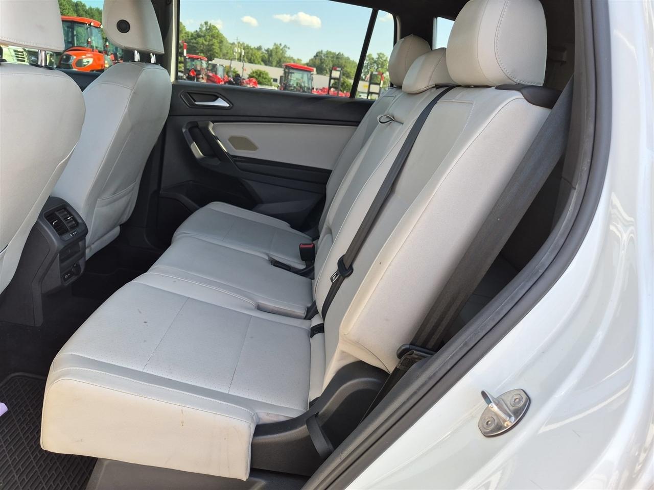 Volkswagen Tiguan 2.0T SE R-Line Black FWD 2021