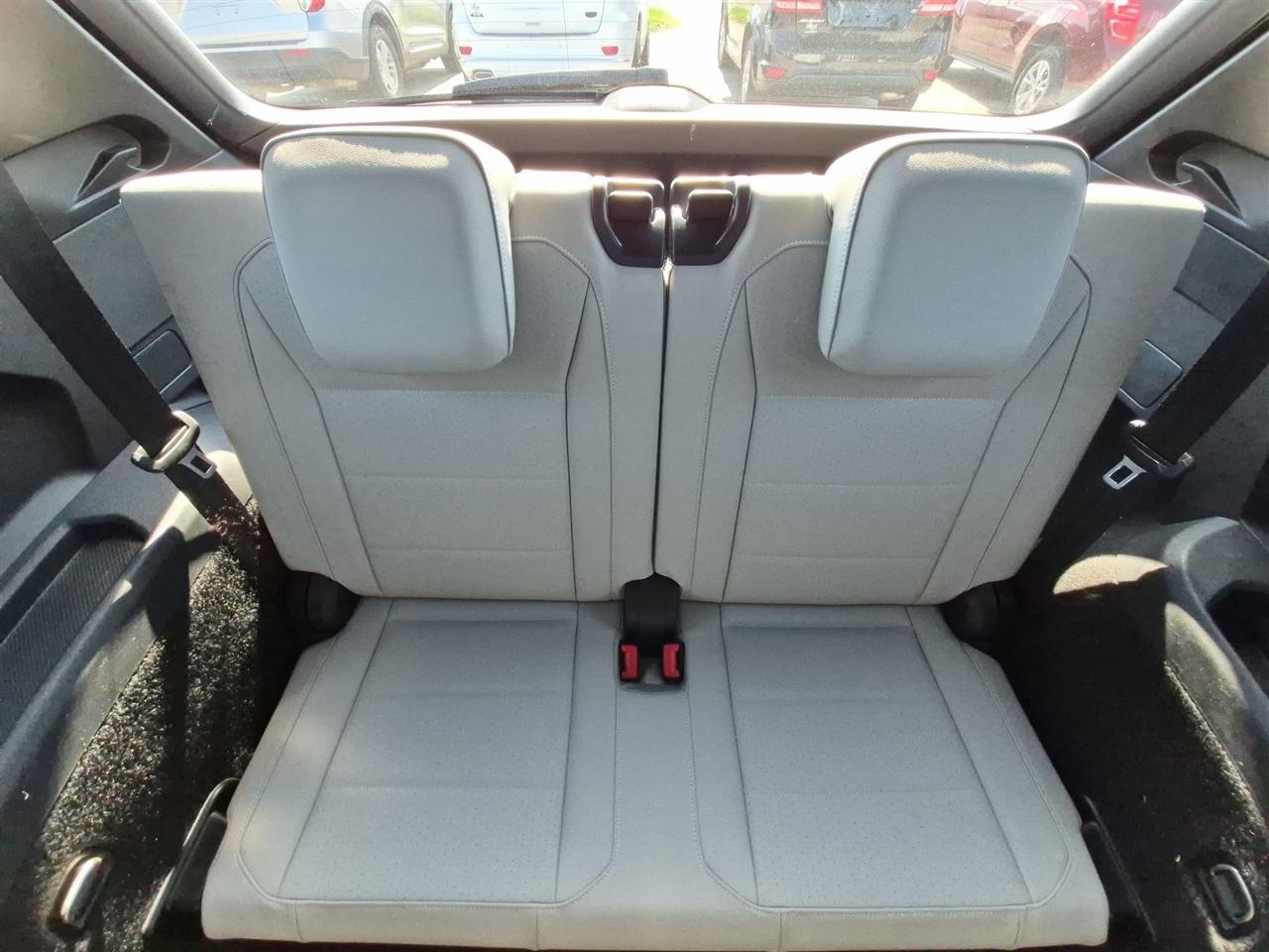Volkswagen Tiguan 2.0T SE R-Line Black FWD 2021