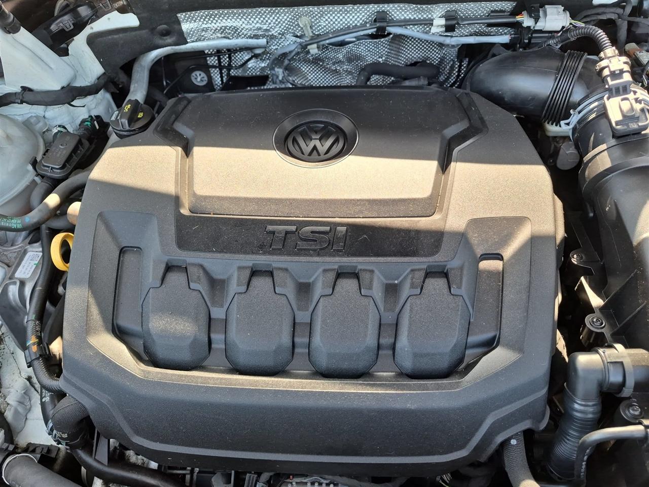 Volkswagen Tiguan 2.0T SE R-Line Black FWD 2021
