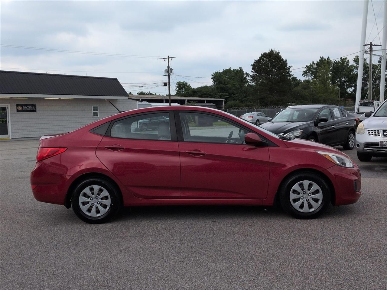 Hyundai Accent  2016