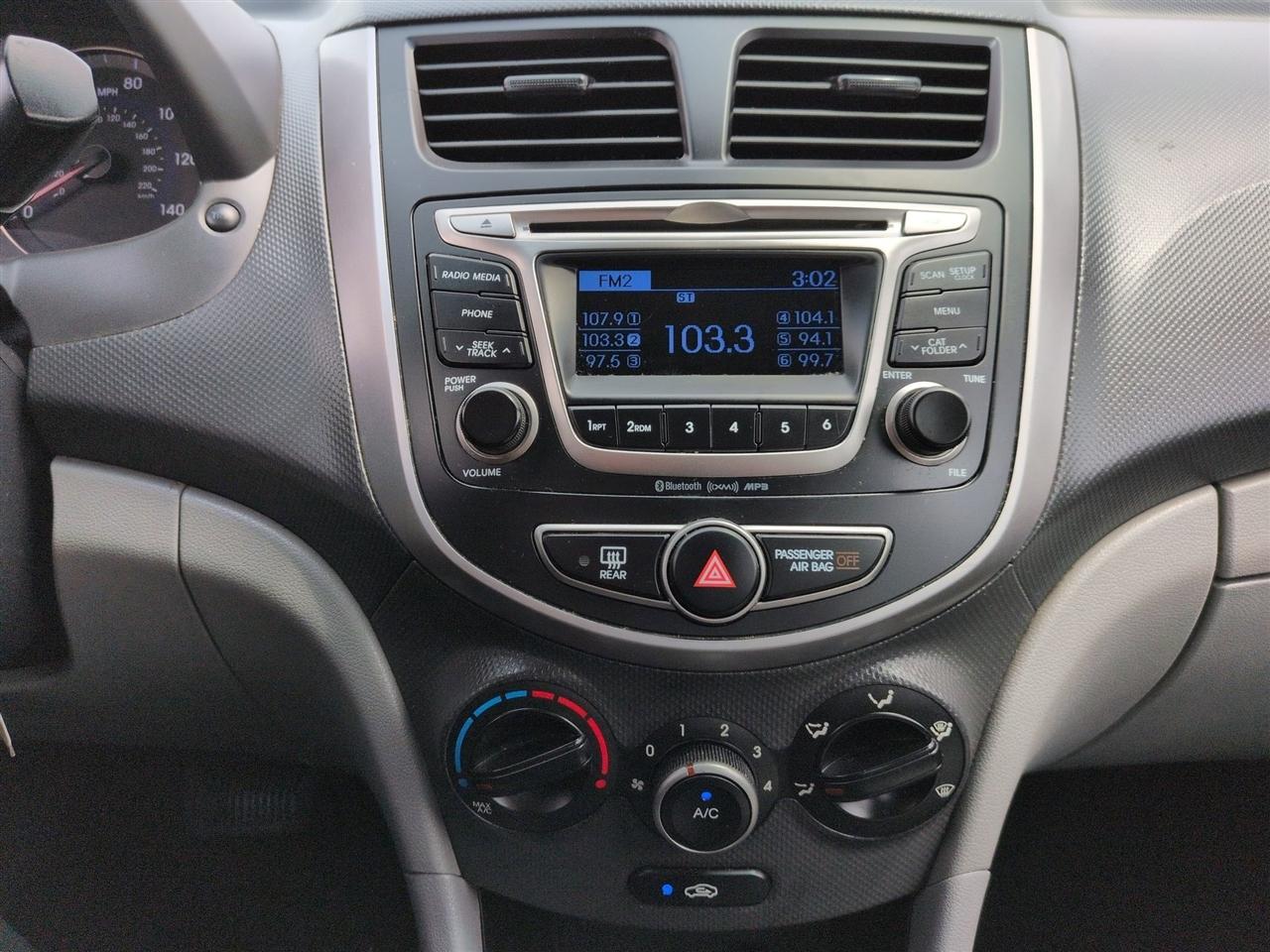 Hyundai Accent  2016