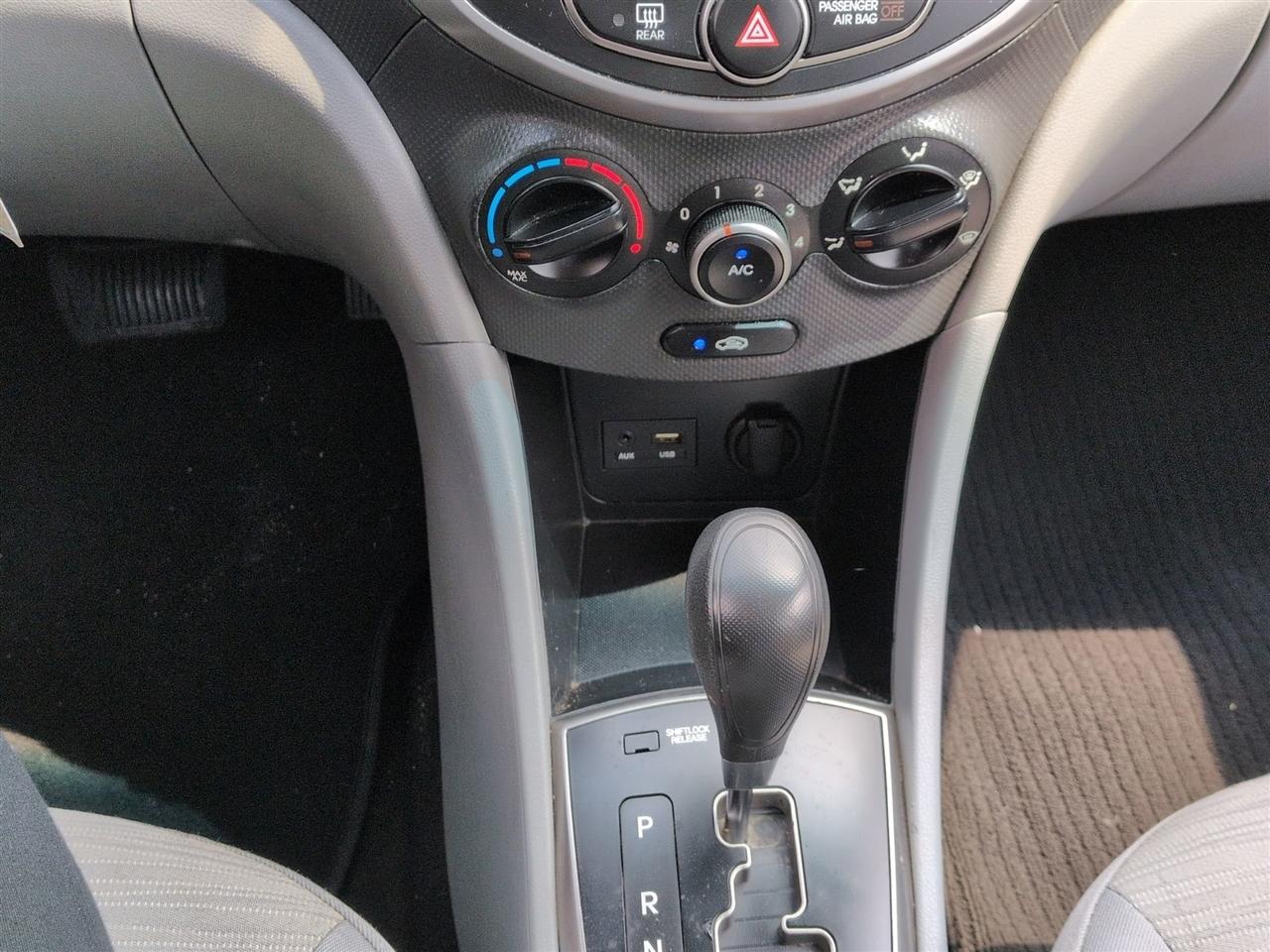 Hyundai Accent  2016