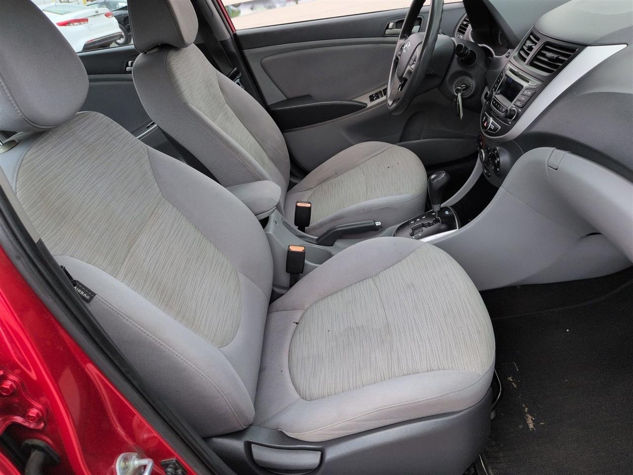Hyundai Accent  2016