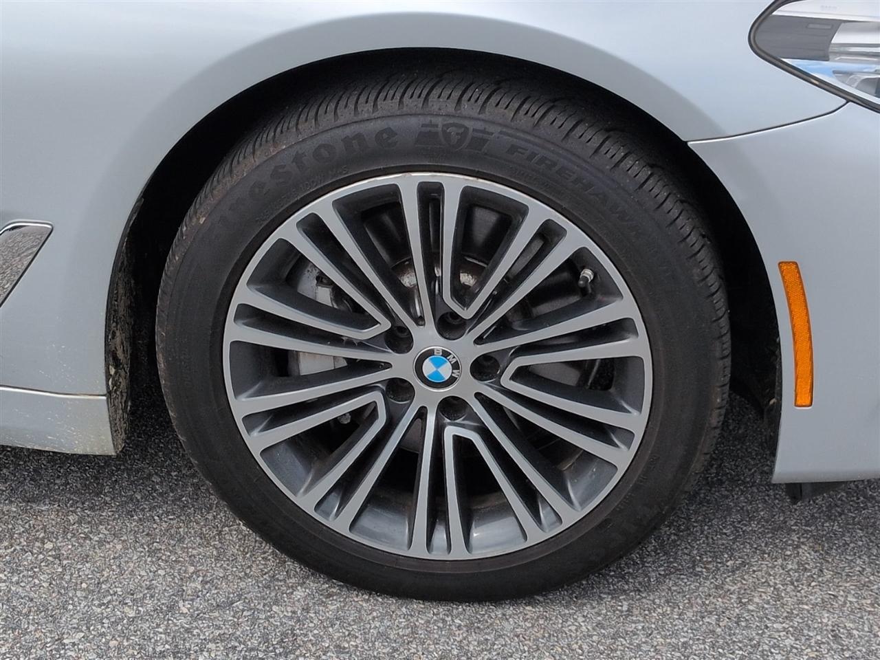 BMW 5 Series  2018