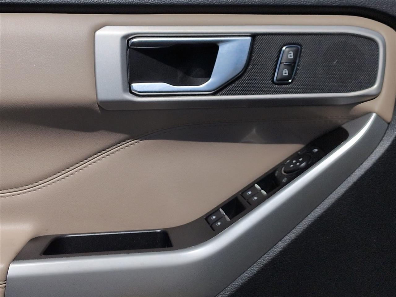 Ford Explorer  2020