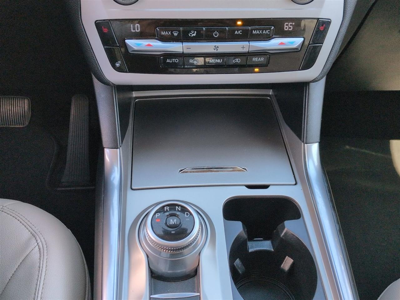 Ford Explorer  2020