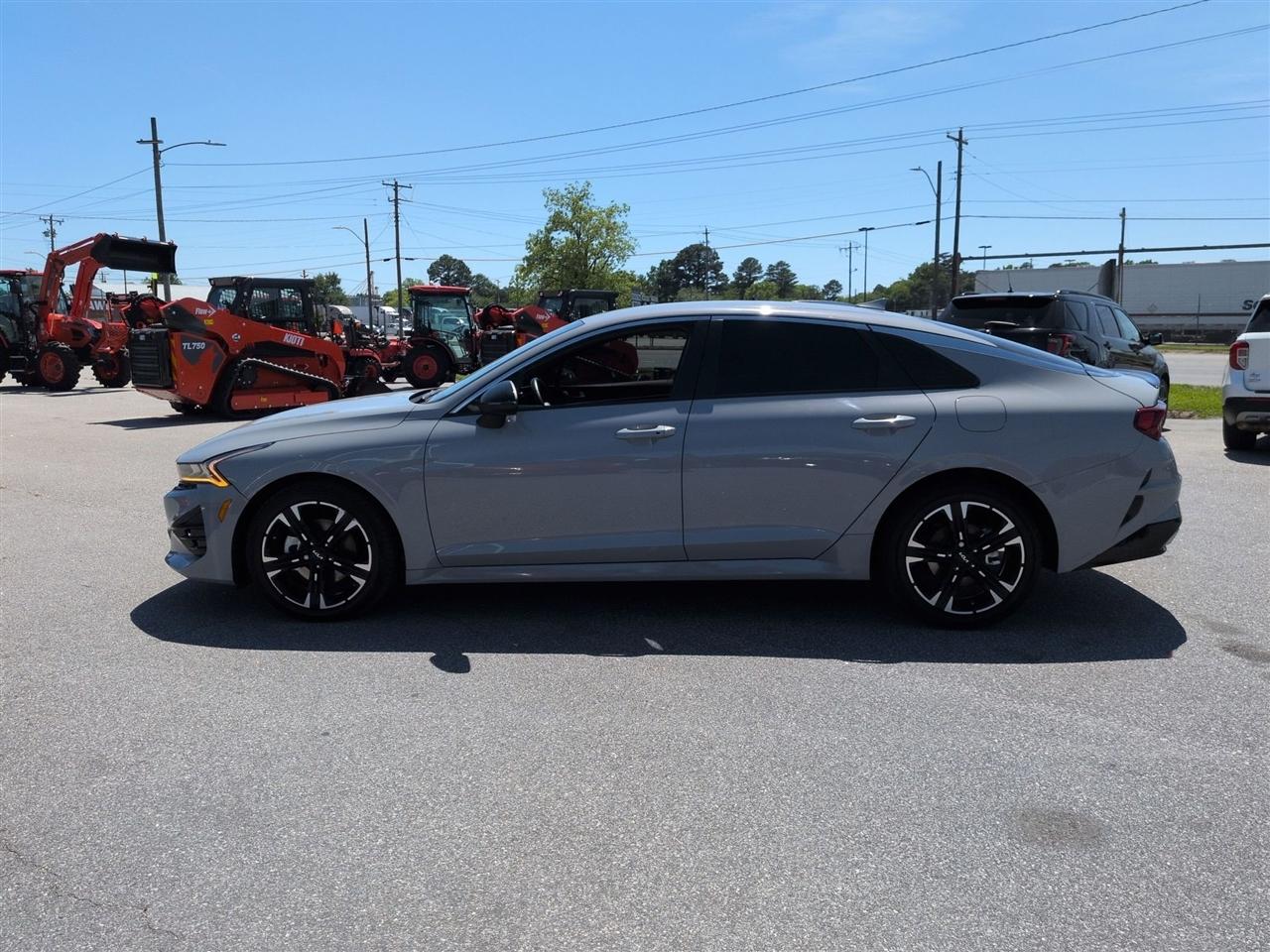 Kia K5  2023