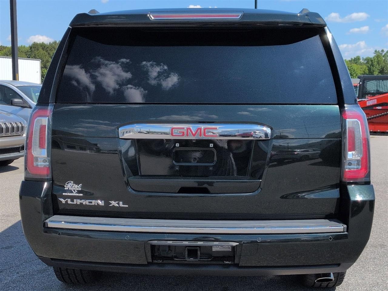GMC Yukon XL  2016