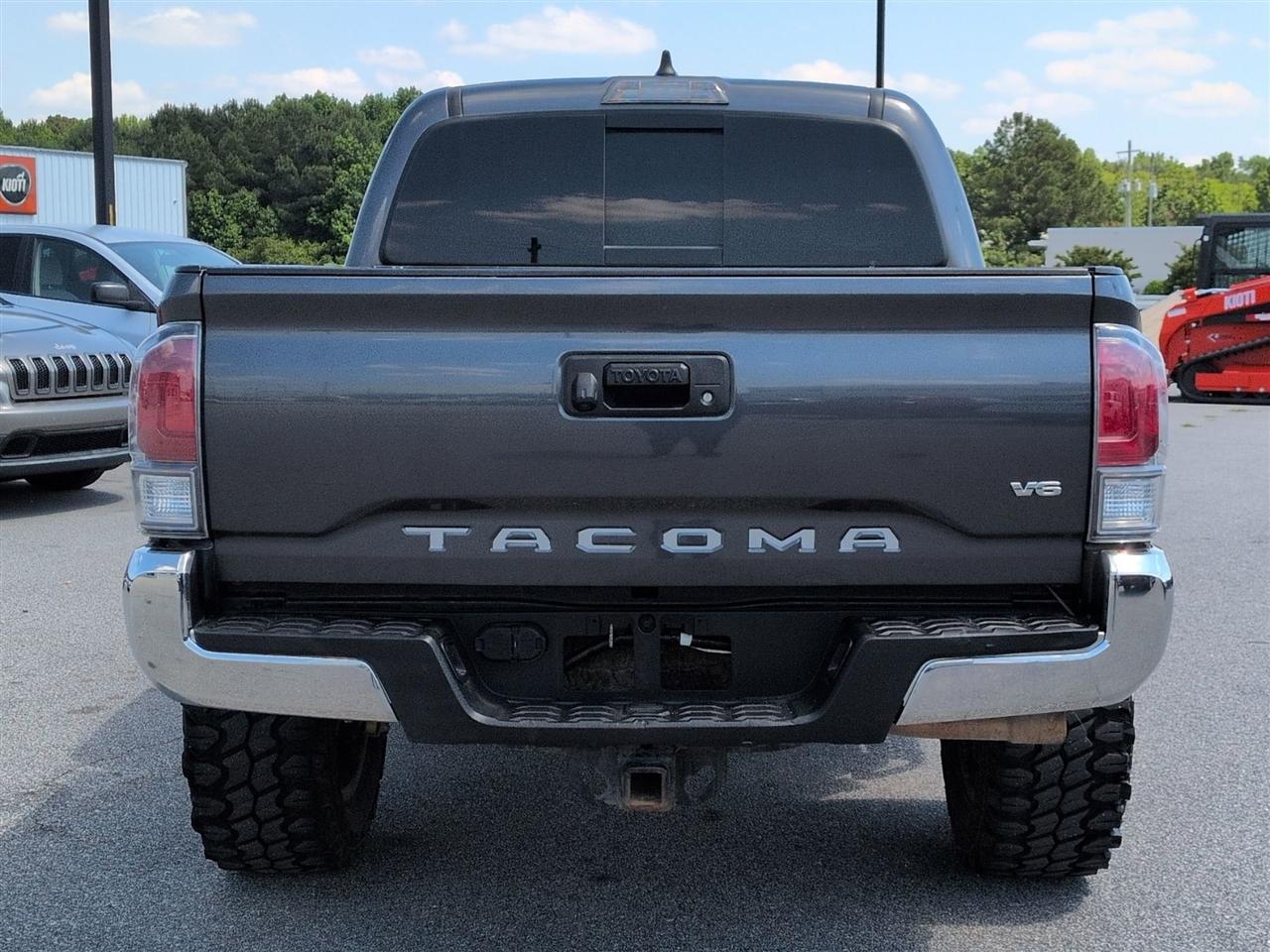 Toyota Tacoma 4WD  2020