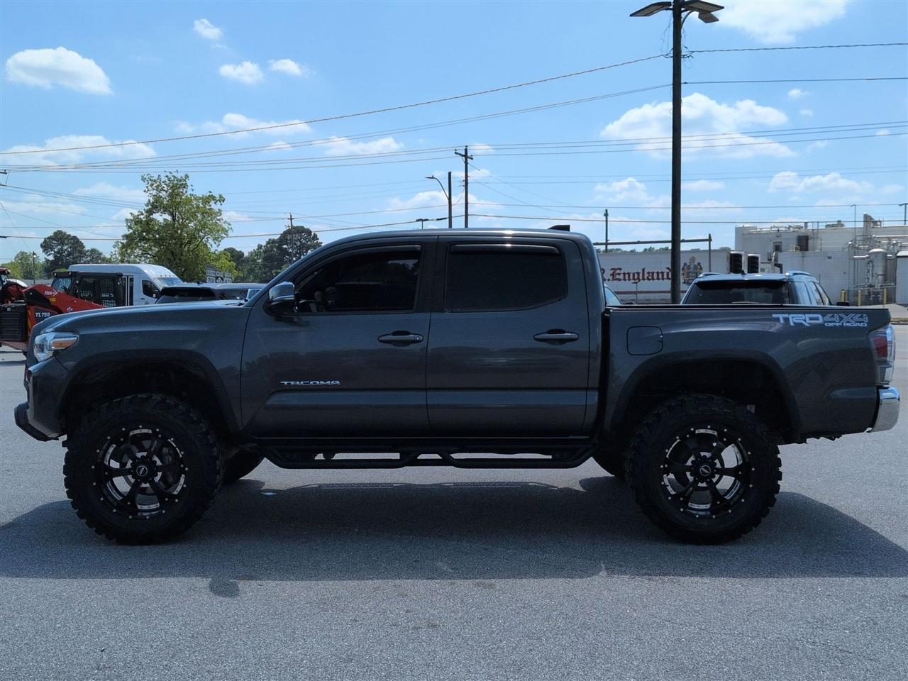 Toyota Tacoma 4WD  2020