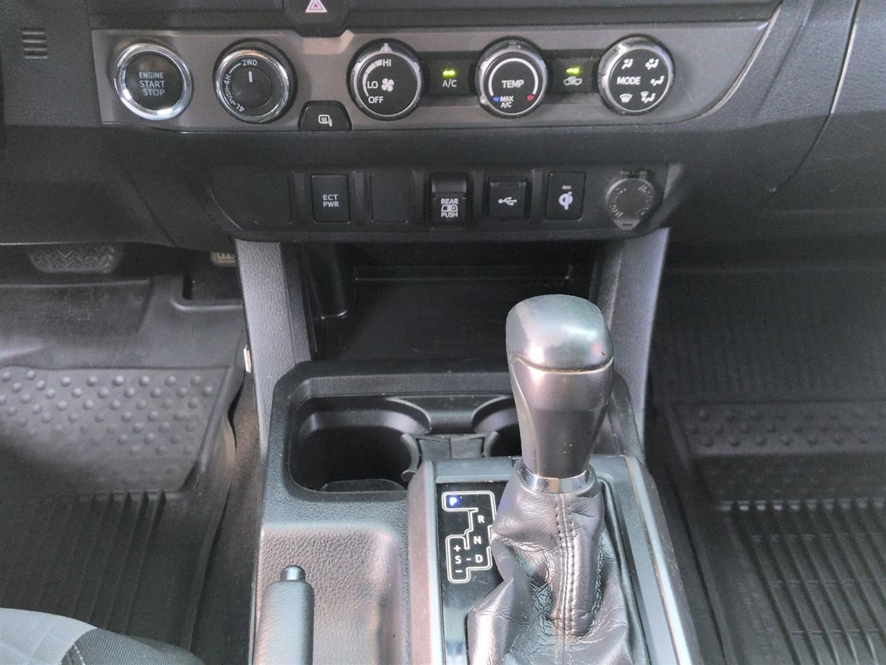 Toyota Tacoma 4WD  2020