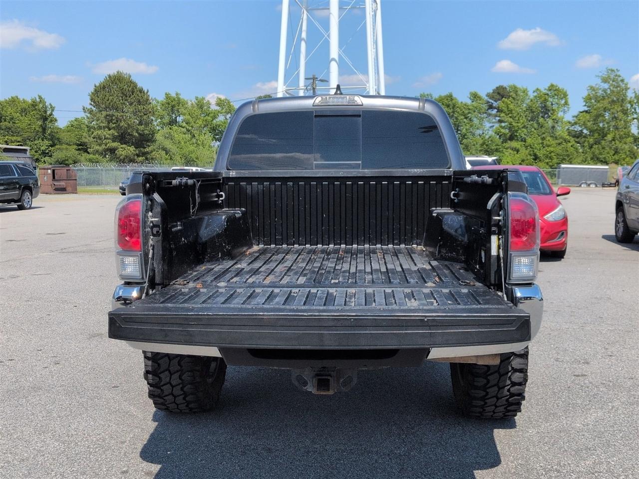 Toyota Tacoma 4WD  2020