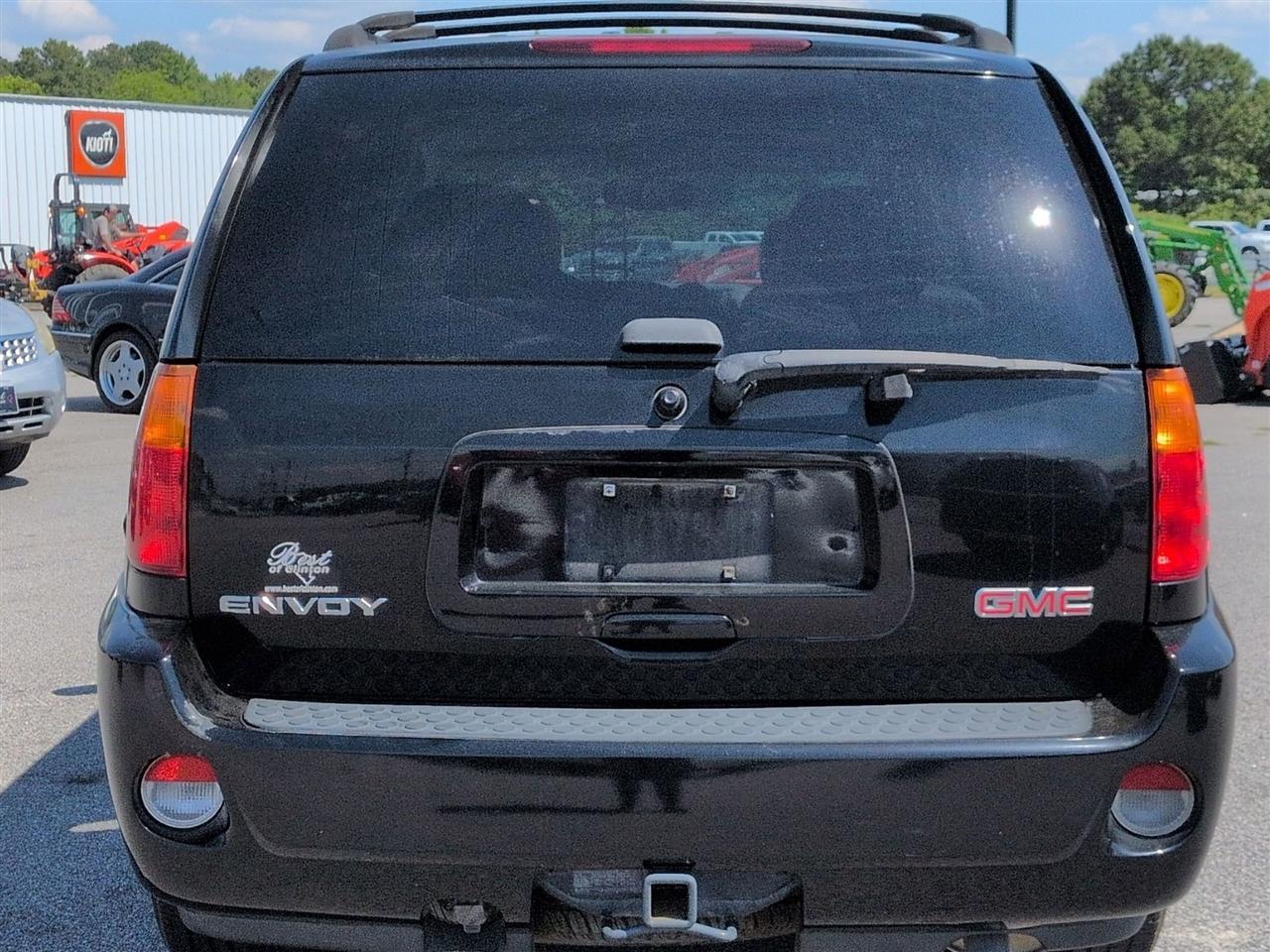 GMC Envoy Denali 2008