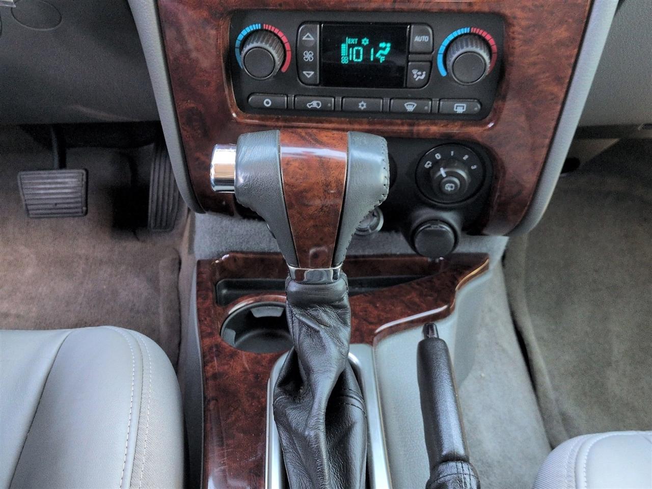 GMC Envoy Denali 2008
